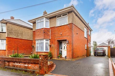 3 bedroom detached house for sale, Hood Crescent, Bournemouth, BH10 4DA