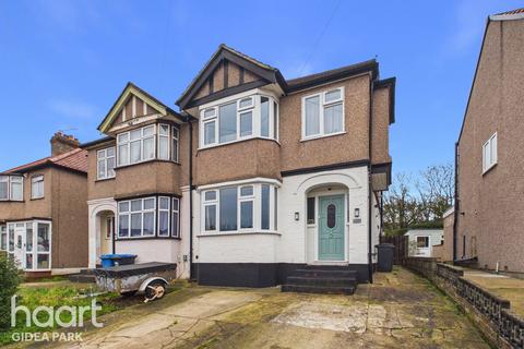 3 bedroom semi-detached house for sale, Seymer Road, Marshalls Park, Romford