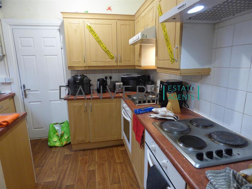 Kitchen'.jpg