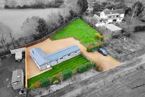undefined, Fen Road, Pidley
