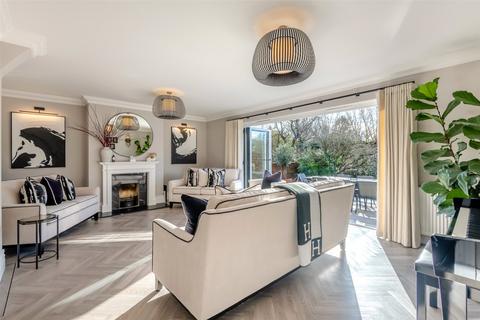 4 bedroom detached house for sale, Bubblestone Road, Otford, Sevenoaks, Kent, TN14