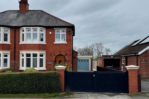 undefined, Pope Lane, Preston PR4