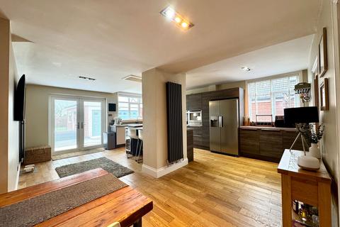 undefined, Pope Lane, Preston PR4