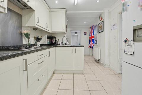 undefined, Canterbury Avenue, Southampton SO19