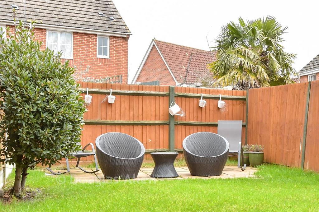 External Lifestyle Photograph
