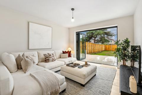 undefined, Sunnydene Avenue, Ruislip, HA4