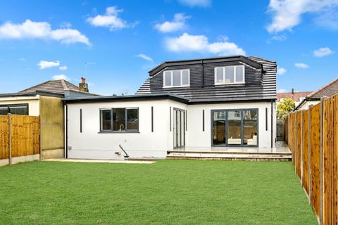 undefined, Sunnydene Avenue, Ruislip, HA4