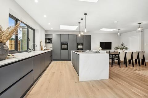 undefined, Sunnydene Avenue, Ruislip, HA4