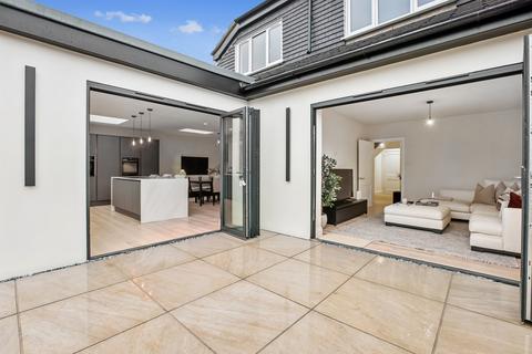 undefined, Sunnydene Avenue, Ruislip, HA4