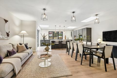 undefined, Sunnydene Avenue, Ruislip, HA4