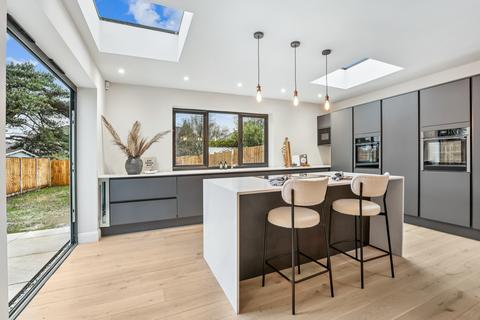 undefined, Sunnydene Avenue, Ruislip, HA4