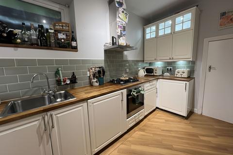 3 bedroom terraced house for sale, Underbank Old Road, Holmfirth, HD9
