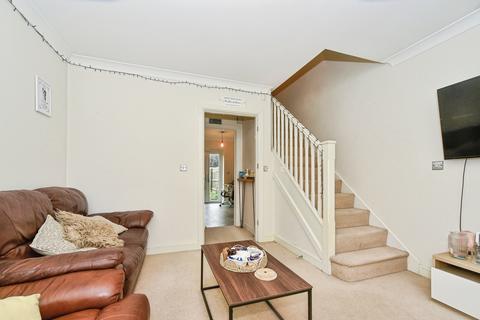 undefined, Queen's Crescent, Shrivenham, SN6