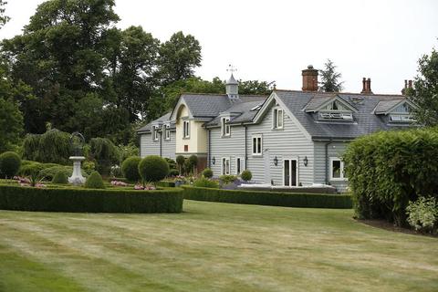 undefined, Brickendon Lane, Brickendon, Hertford, Hertfordshire, SG13