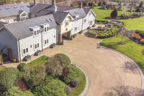 undefined, Brickendon Lane, Brickendon, Hertford, Hertfordshire, SG13