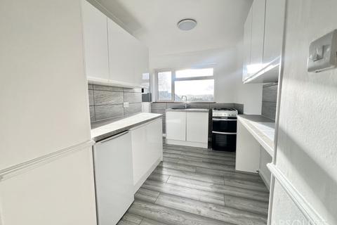 1 bedroom flat to rent, Lower Shirburn Road, Torquay, TQ1