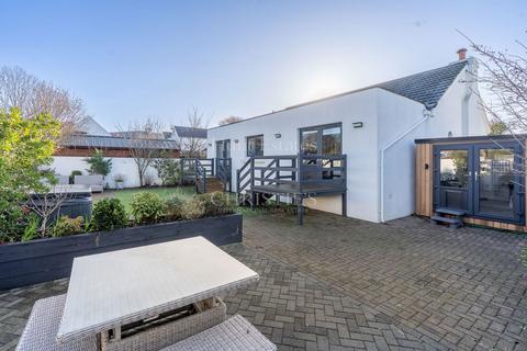 3 bedroom detached house for sale, Viva Rock