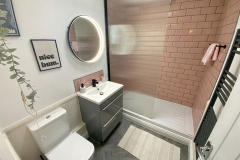 2 bedroom apartment for sale, Blackberry Lane, Halesowen B63