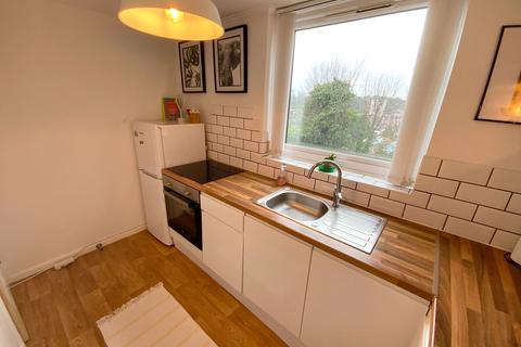 2 bedroom apartment for sale, Blackberry Lane, Halesowen B63