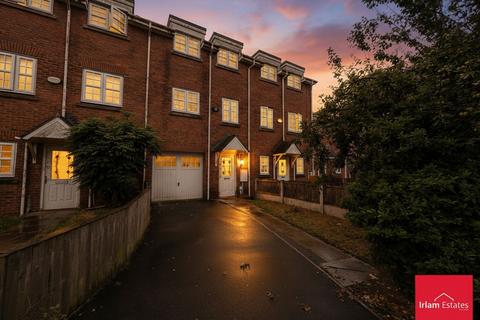 4 bedroom terraced house for sale, Glenmuir Close, Irlam, M44
