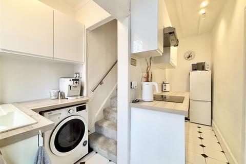 undefined, Mayfield Terrace, Bradford BD14
