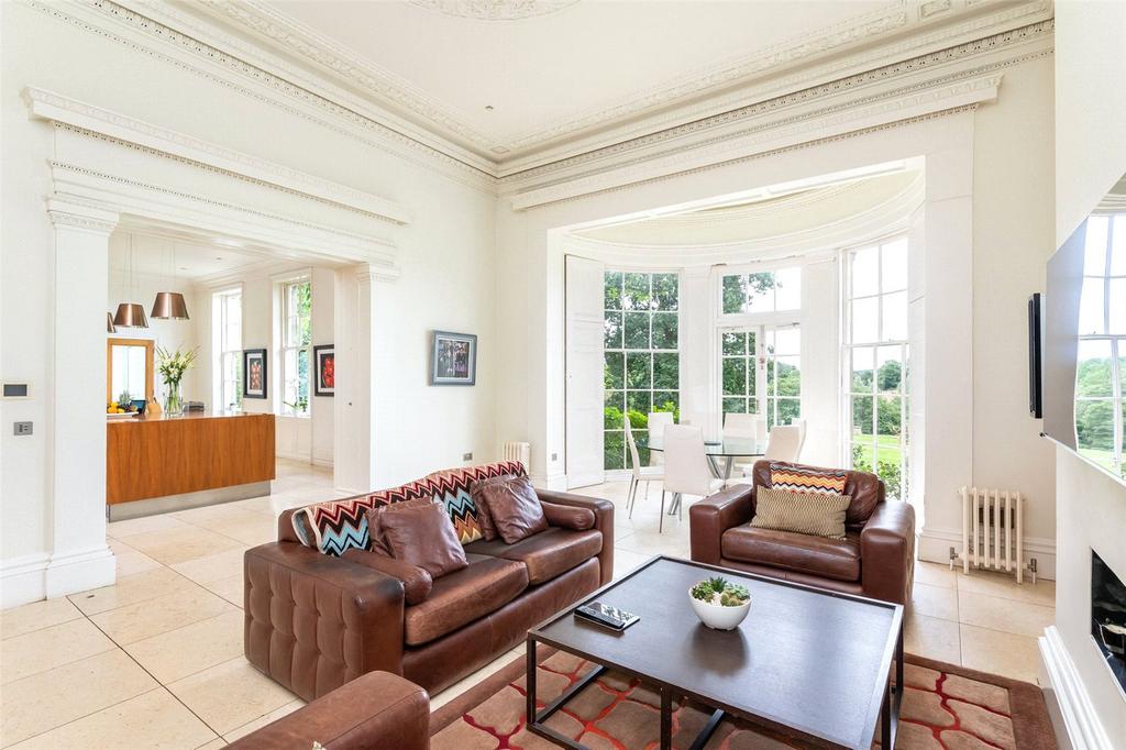 Breakfast Room