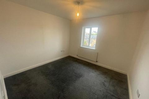 2 bedroom flat to rent, Clayburn Road, Hampton Centre, PE7