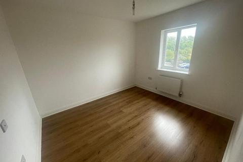 2 bedroom flat to rent, Clayburn Road, Hampton Centre, PE7