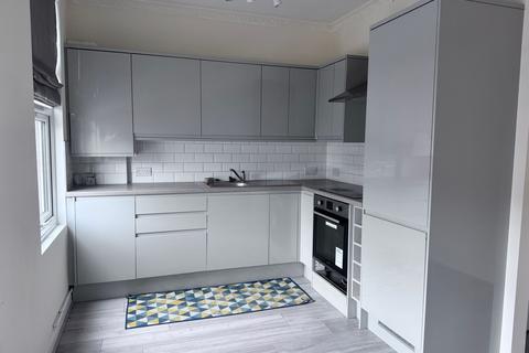 1 bedroom maisonette to rent, Muirkirk Road, London, SE6