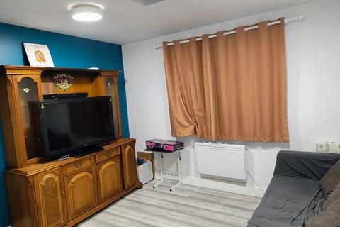 undefined, Burnside Road, Dagenham RM8