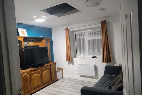 undefined, Burnside Road, Dagenham RM8