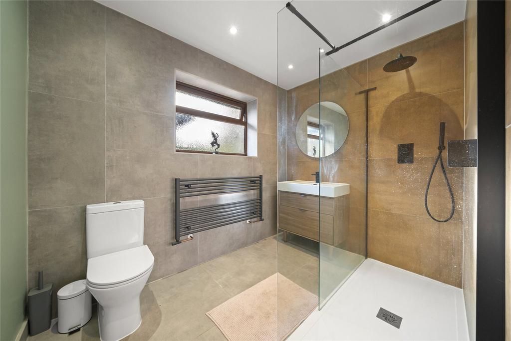 Ensuite