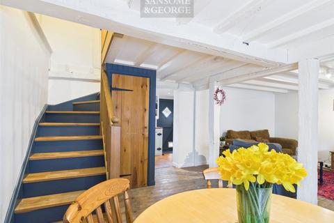 undefined, Swan Street, Kingsclere, Newbury, Hampshire, RG20