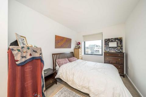 2 bedroom flat for sale, Keppel Row, London SE1