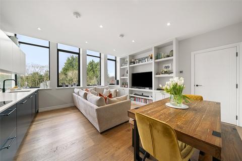 2 bedroom flat for sale, Littleworth Road, Esher, Surrey, KT10