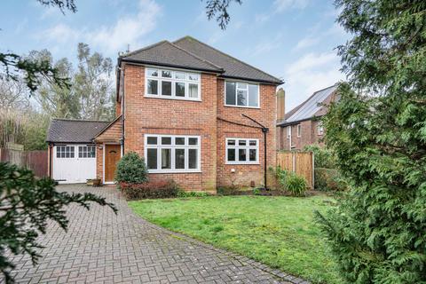 undefined, Ashtead
