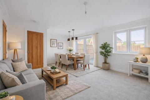 3 bedroom semi-detached house for sale, Rectory Gardens, Worlingham NR34