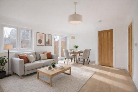 3 bedroom semi-detached house for sale, Rectory Gardens, Worlingham NR34