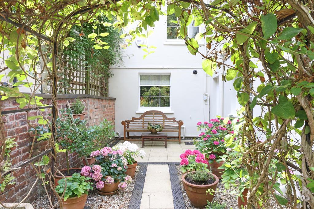 63 St George's Road, Cheltenham GL50 3 DU, for...