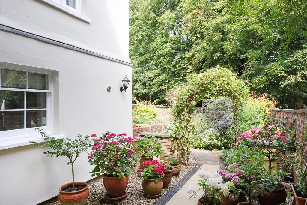 63 St George's Road, Cheltenham GL50 3 DU, for...