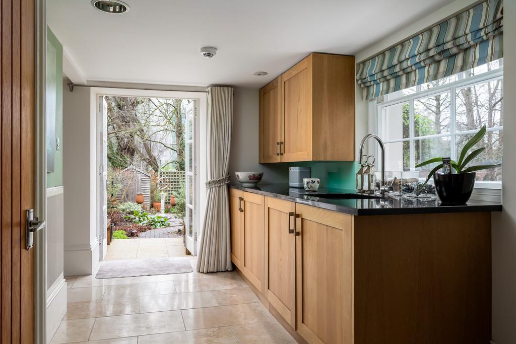 63 St George's Road, Cheltenham GL50 3 DU, for...