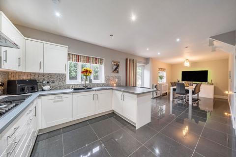 4 bedroom detached house for sale, Hawthorn Close, Barleythorpe, Oakham