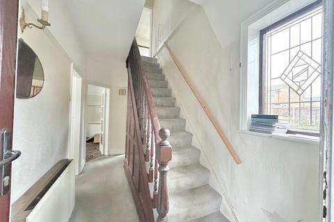 3 bedroom semi-detached house for sale, Holden Road, Leigh