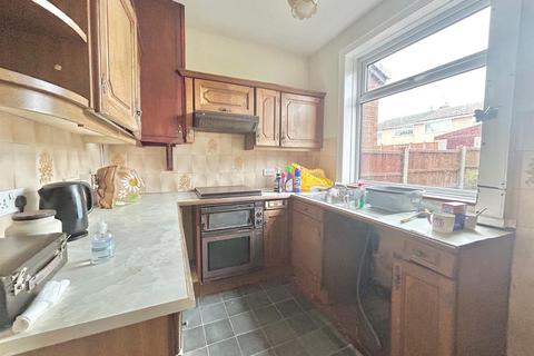 3 bedroom semi-detached house for sale, Holden Road, Leigh