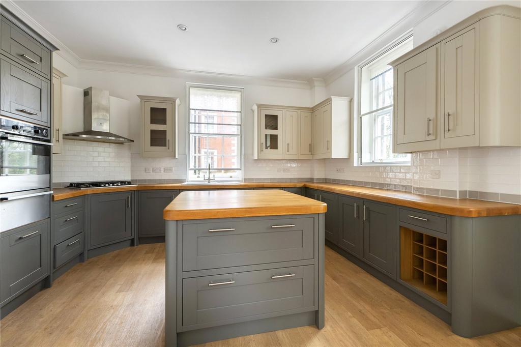 Kitchen/Breakfast