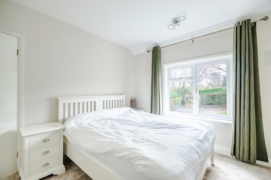 Bedroom1a