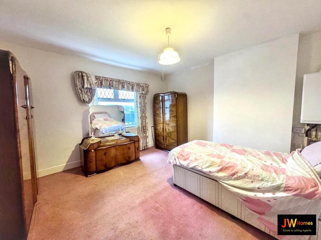 Bedroom 1 (12)
