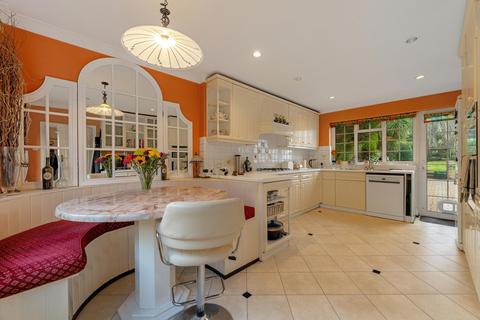 undefined, Bakeham Lane Englefield Green Egham, Surrey, TW20 9TU