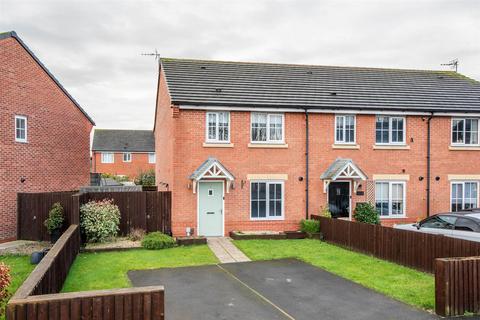 3 bedroom end of terrace house for sale, Whinfell Close, Leyland
