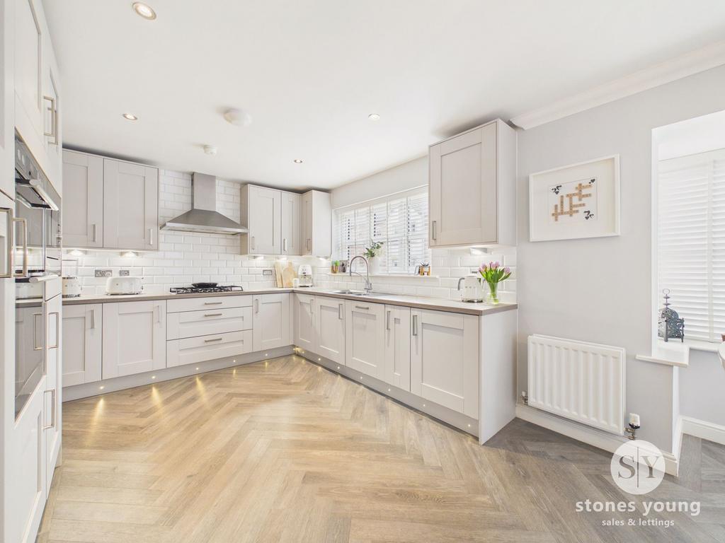 Open Dining Kitchen